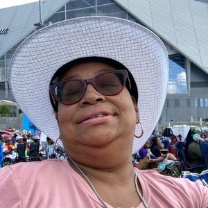 Meet your Posher, Delores